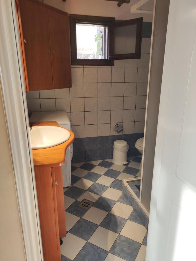 Apartament George Myrties Zewnętrze zdjęcie