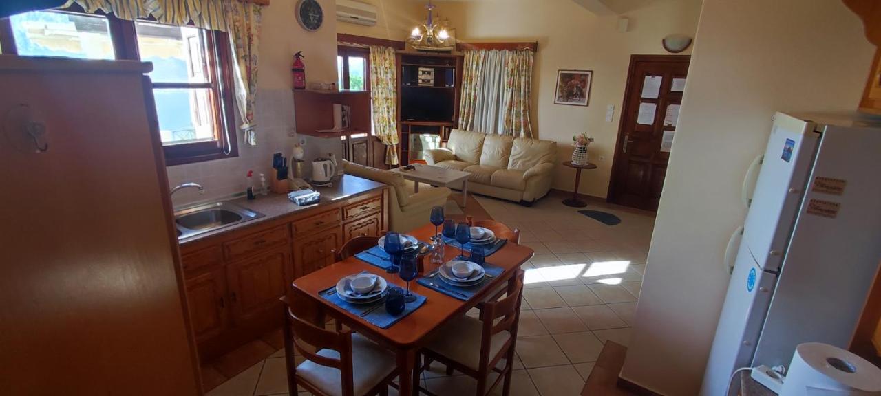 Apartament George Myrties Zewnętrze zdjęcie