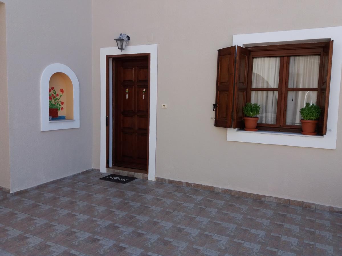 Apartament George Myrties Zewnętrze zdjęcie